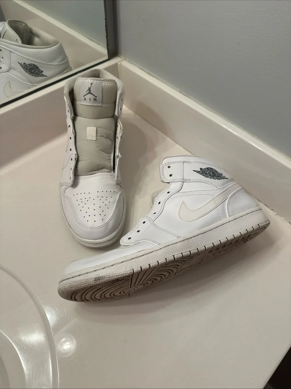 Jordan White Interior Label High-Top